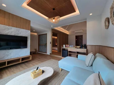 Family Beachfront Pool Villa — Cocohut Beach Resort Koh Phangan